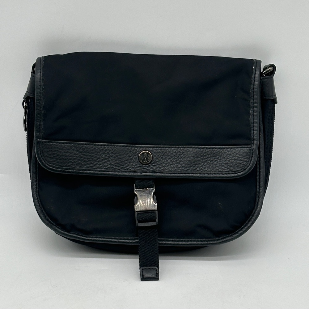 Lululemon Athletica Black Messenger Bag.